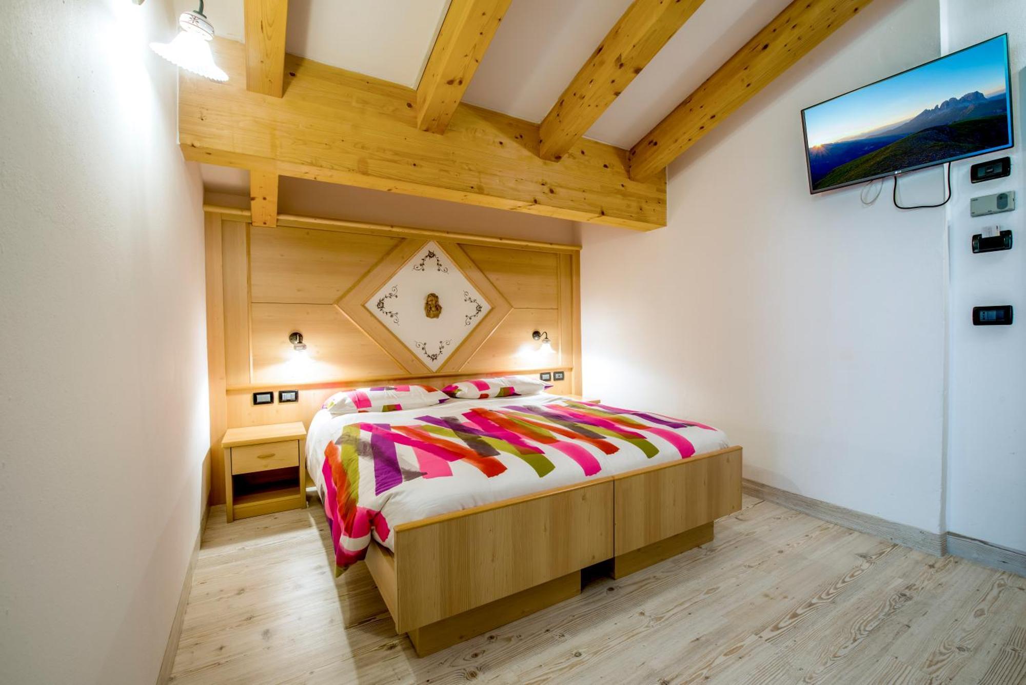 Chalet Pineta Relax Location 까나제이 외부 사진